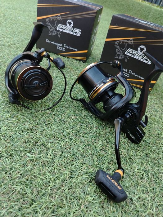 Set 2 Mulinete PRO FL Strategist Distance 8000 10+1 Rulmenti NEW 2024