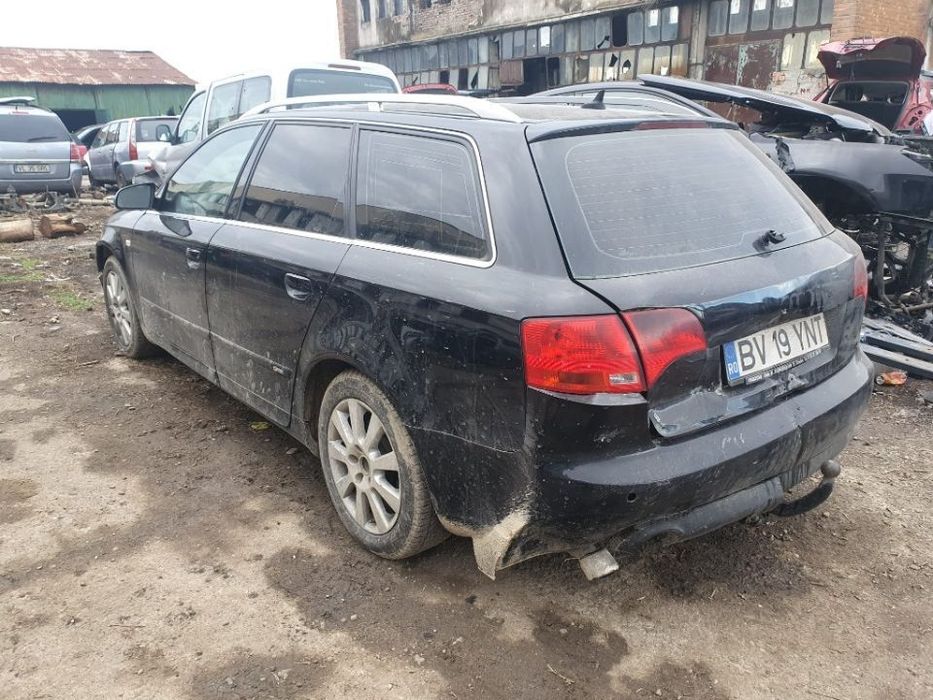 Dezmembrez Audi A4 B7 S-line motor 2.5tdi 120kw, 170cp BDG dezmembrari plafon injector