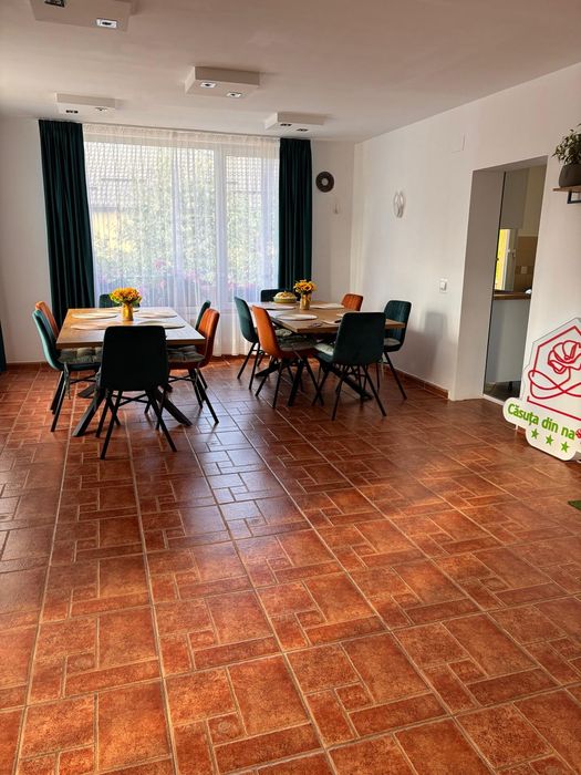 Vila de inchiriat,completa.