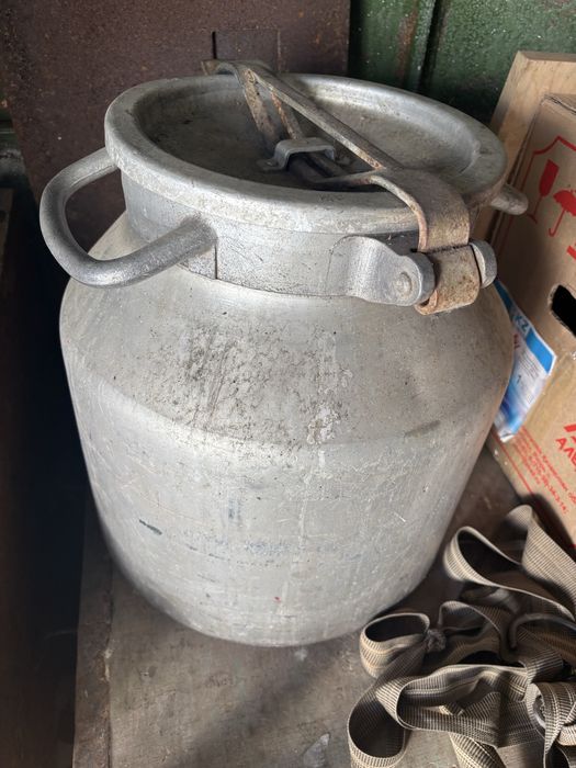 Продам флягу б/у 20литров