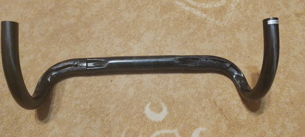 Карбоново кормило(шосейно)