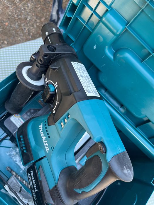 Макита /Makita DHR 243 перфоратор