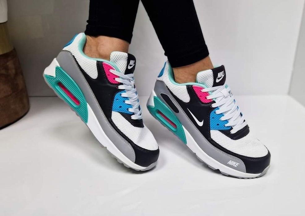 Дамски маратонки