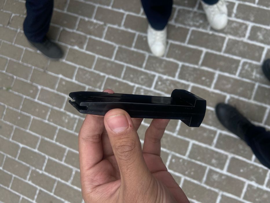 Продам игрушечный пистолет