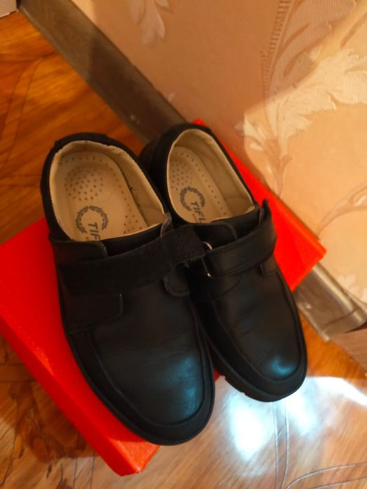 Туфли на мальчика 30р Tiflani