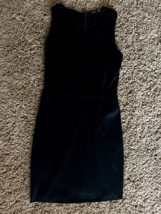 Rochita only cu dantela