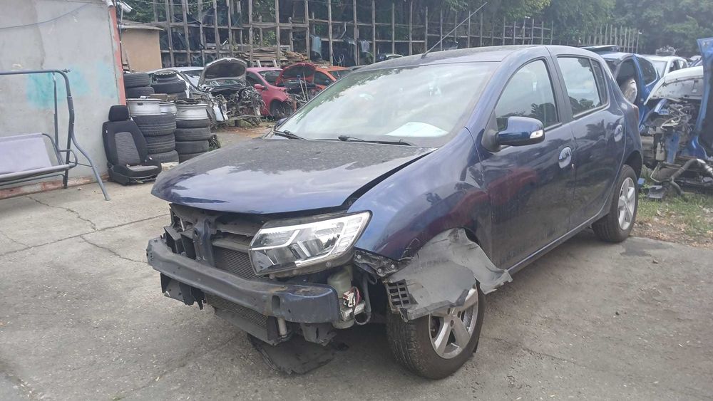 Dezmembrez Dacia Sandero 0.9 Benzina Din 2017 -H4B-B4