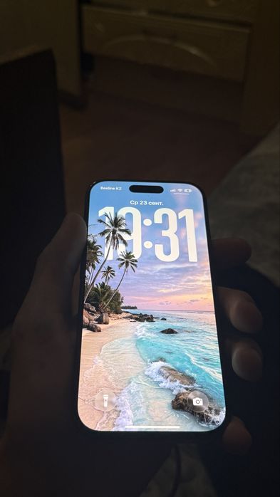 Продам 16 про 128!