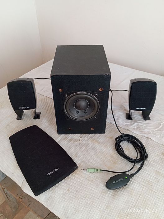 Microlab колонка продаётся