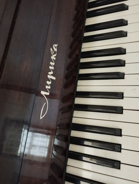 Pianino sotiladi ideal holatda