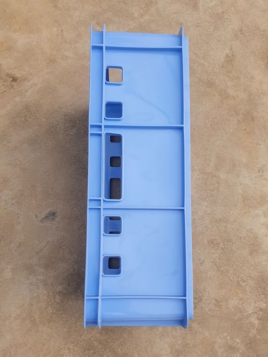 Yashik xar xil turdagi mahsulotlar uchun mo'ljallangan