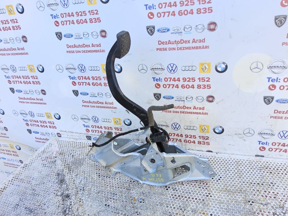 Pedala frana Opel Astra H Zafira B pedala ambreiaj