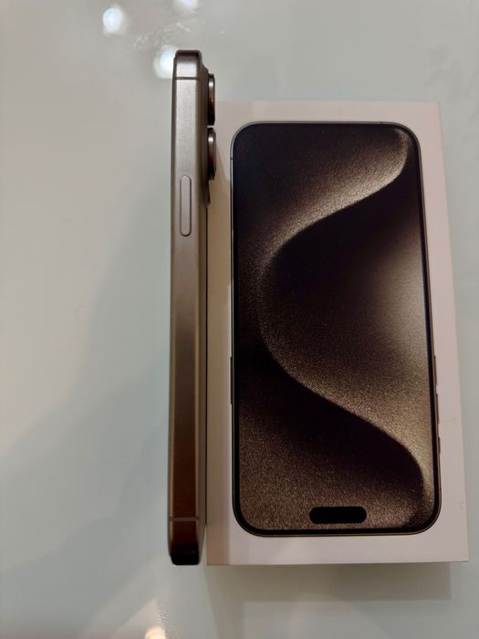 iPhone 15 Pro max 1000 GB - Natural Titanium