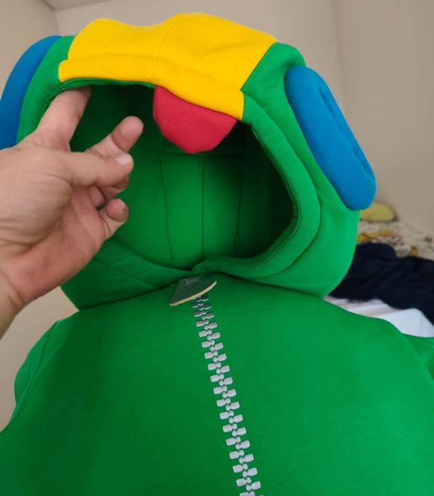 Продам костюм тематический