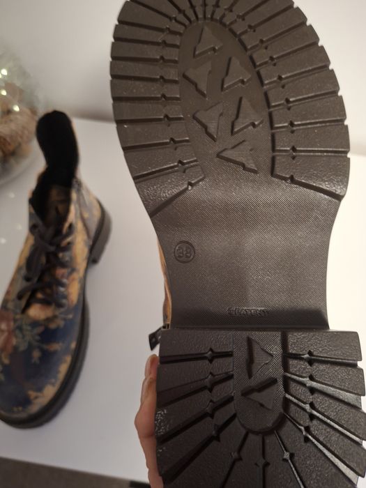 Дизайнерски боти