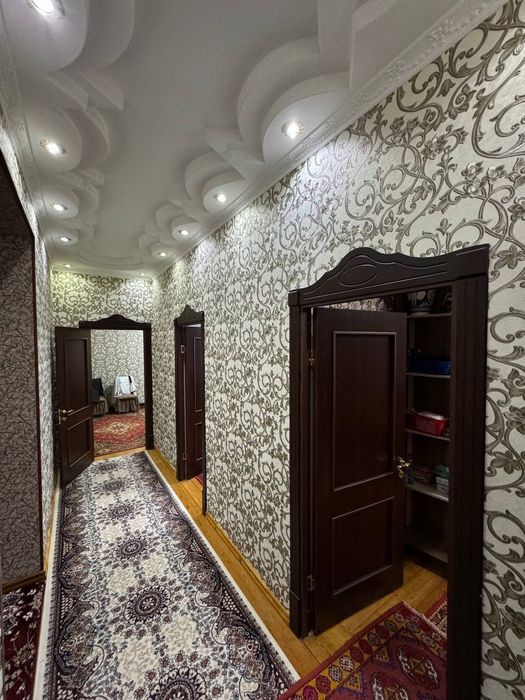 Урганч шахрида 600 м.кв намунали ховли жой сотилади.