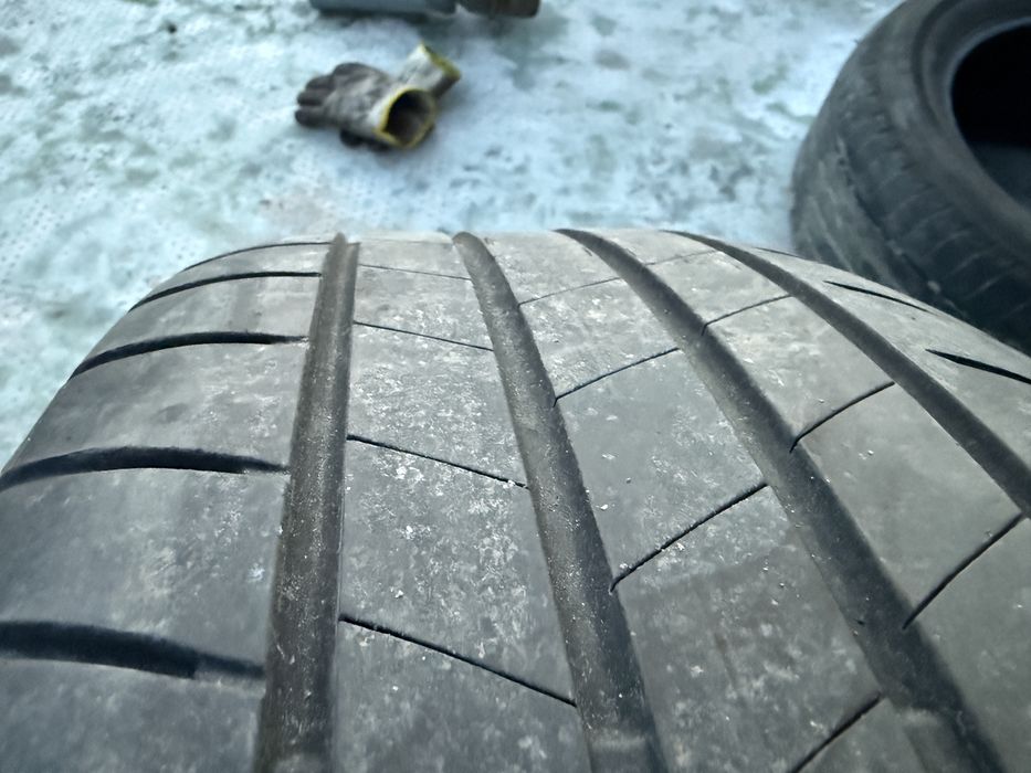 4бр. Летни Гуми 235/55R/19 -BRIDGESTONE- DOT:0620- 4.1мм- *80€ за 4бр*