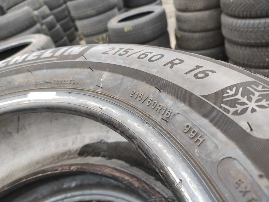 2бр Зимни гуми 215 60 16 - Michelin - DOT 2023 -