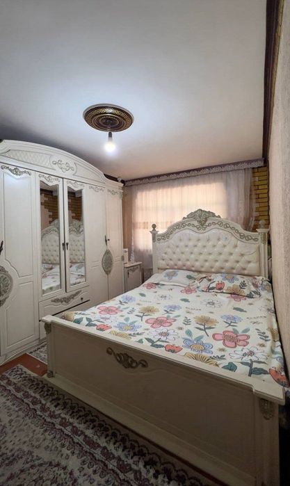 Продается квартира 3 комнатная 2 этаж