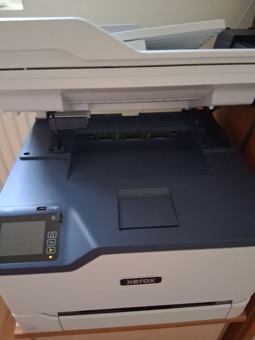 Imprimanta xerox c235