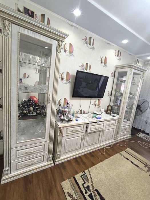 3 х ком Спутник 16.  3/5 балкон 2 на 6 акфа рамы площадь 78 м2. Ремонт