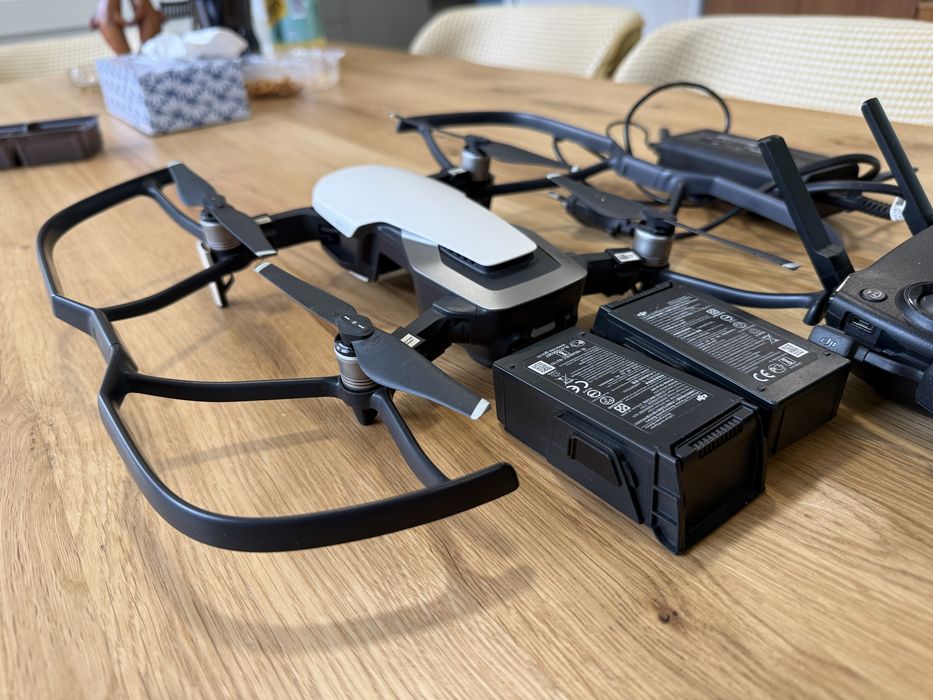 Дрон DJI Mavic Air