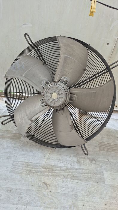 Осевой вентилятор б/у
