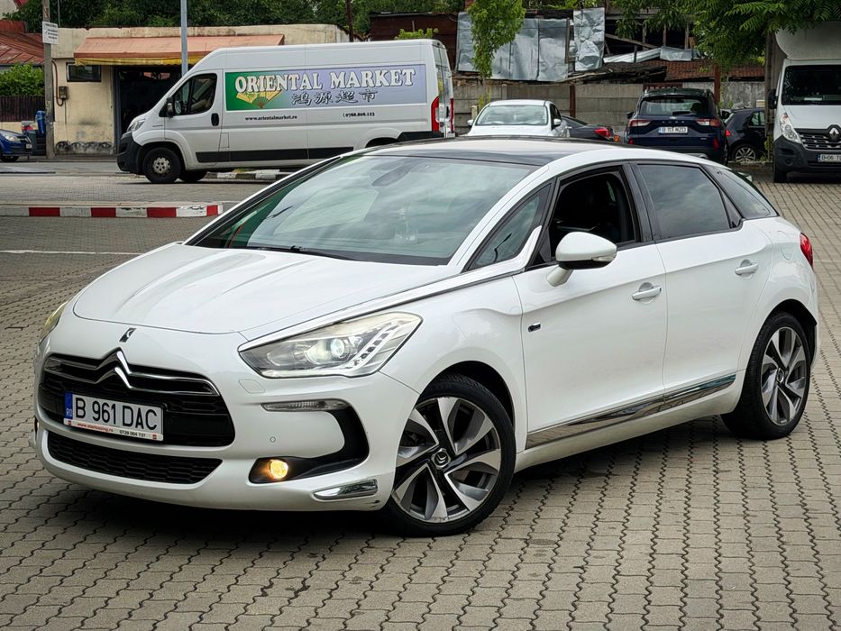 Citroen DS5/2.0D Hybrid/4x4/Extra full