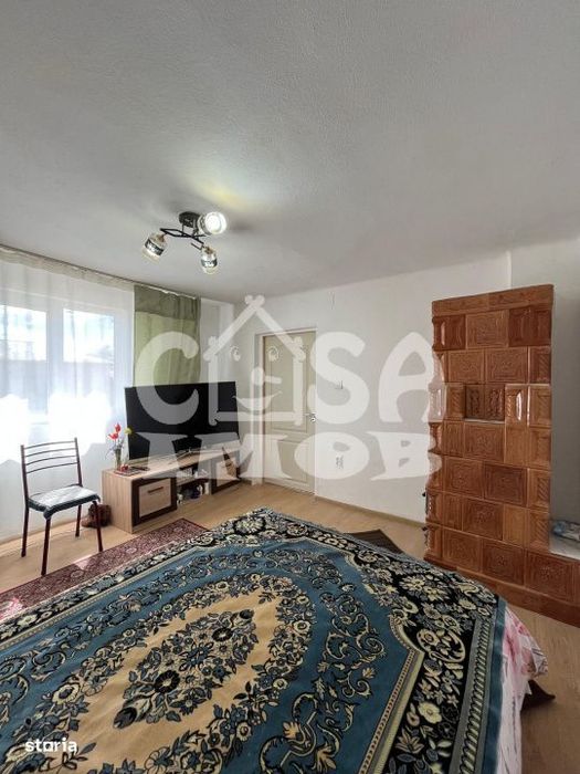 Casa parter + anexa renovata cu teren la strada