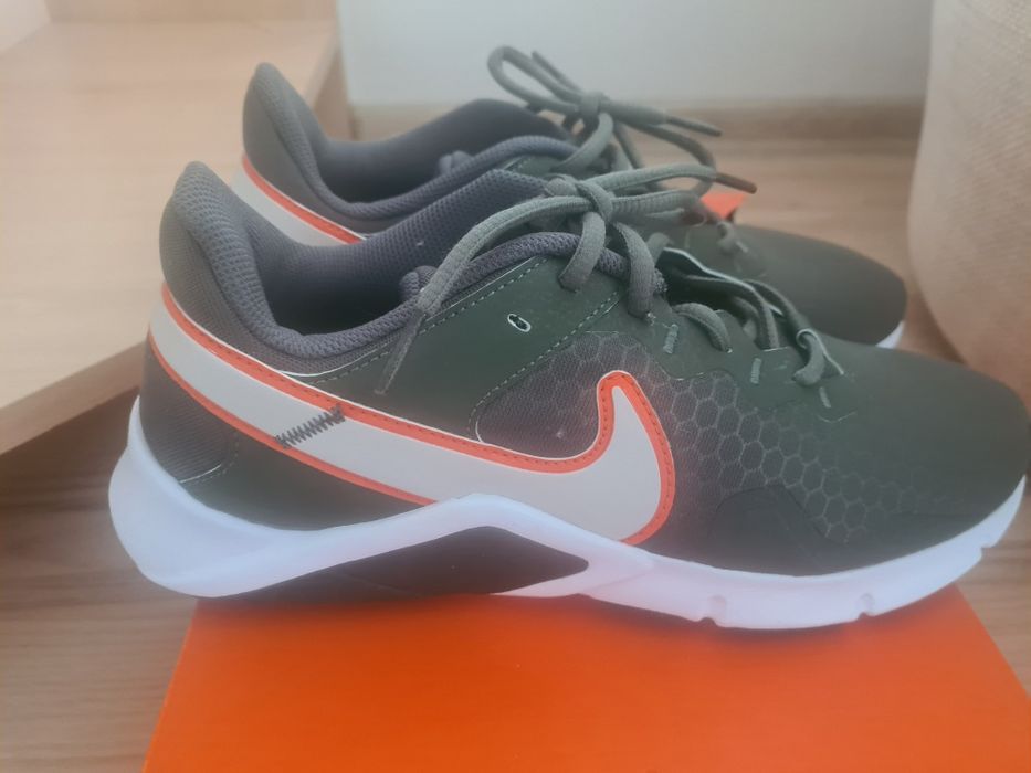 NIKE Фитнес обувки Legend Essential 2, Тъмнозелен 42,5