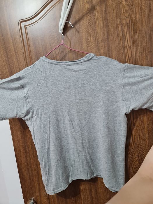 Tricou Jordan gri