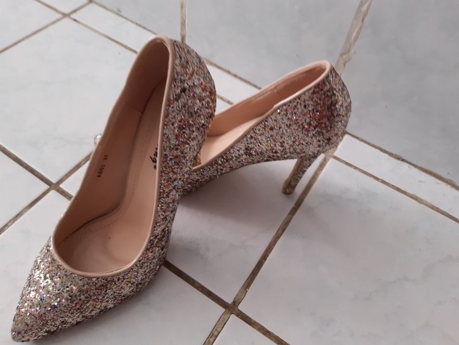 Pantofi dama mărime 37