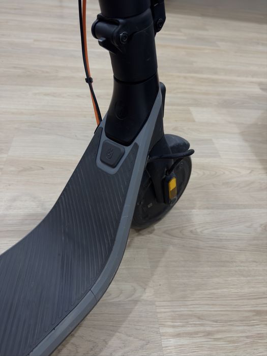 Ninebot Segway Kickscooter E2 Plus