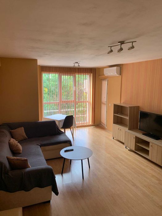 Дава се под наем Двустаен апартамент в Пловдив, Кючук Париж - 72 кв.м за 358 € - Снимка #1