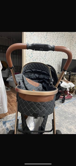 Коляска детская , 2 положение , сумка в комлекте