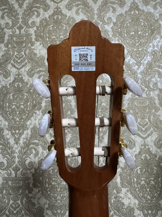 Гитара классическая