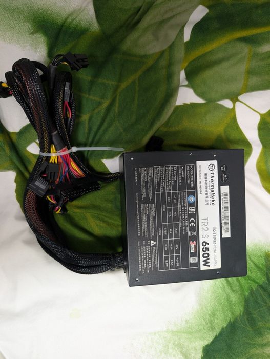 Блок питания Thermaltake 650w 80+ silver