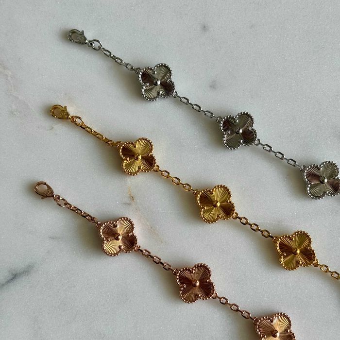 Bratara Van Cleef & Arpels Sweet Alhambra