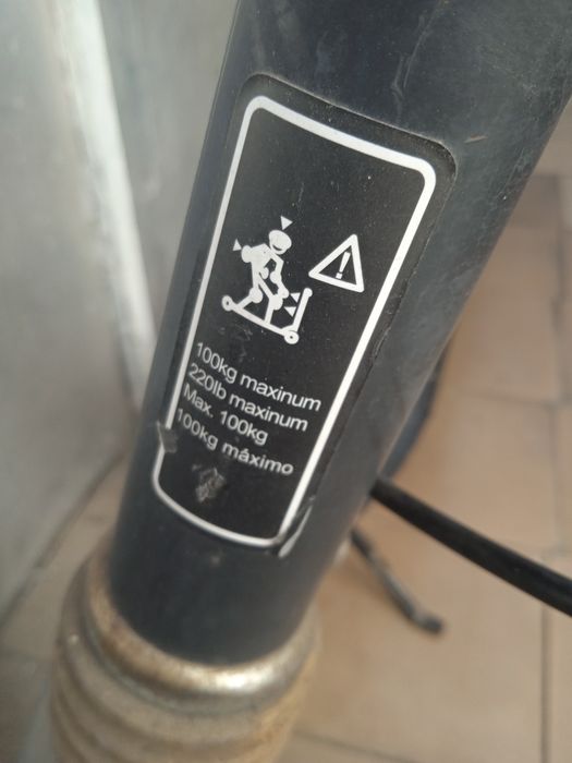 Продам самокат   .