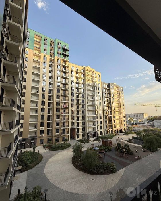 ЖК Meros 4 ком, 93.6 м2. Ор-р: Саракулька, 8 Марта
