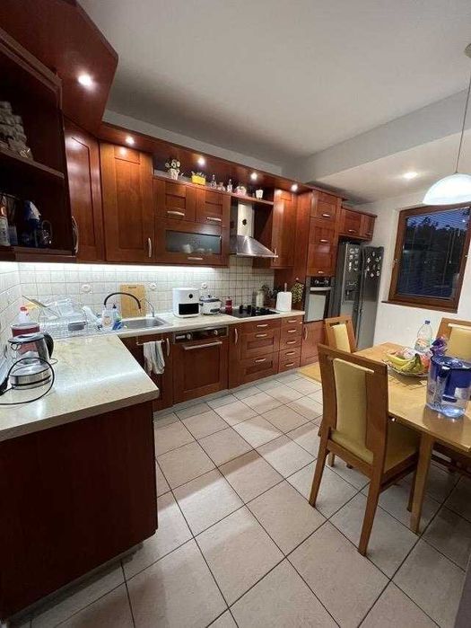 Дава се под наем Тристаен апартамент в Пловдив, Каменица 1 - 86 кв.м за 331.5 € - Снимка #9