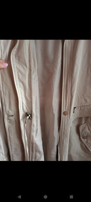 Trenci dama primăvară