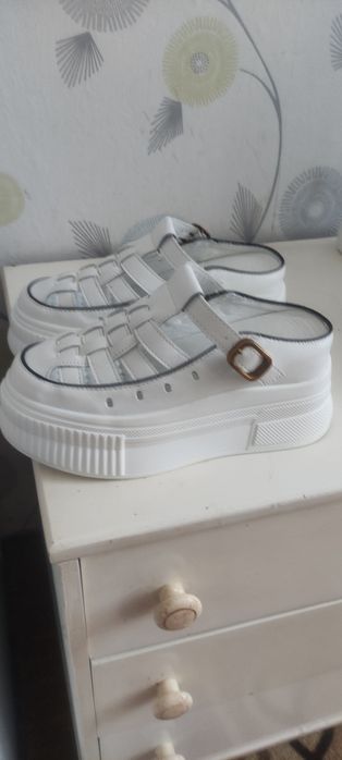 Чехли естествена кожа 36