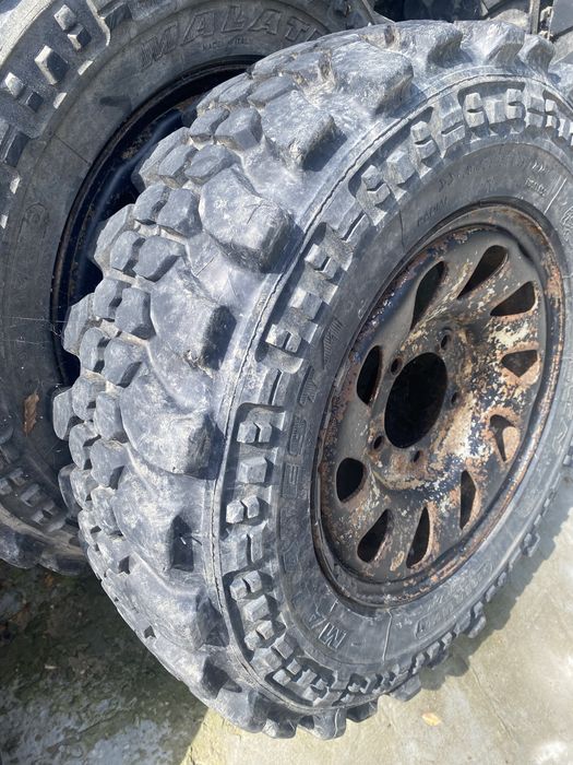 Off-road гуми за кал Malatesta 16-ки с джанти