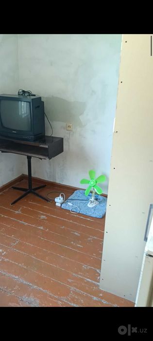 Своя узимники Юнусобод мега планет 2,5км.