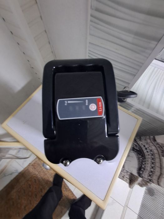 Продаётся  акомулятор   для велосипеда