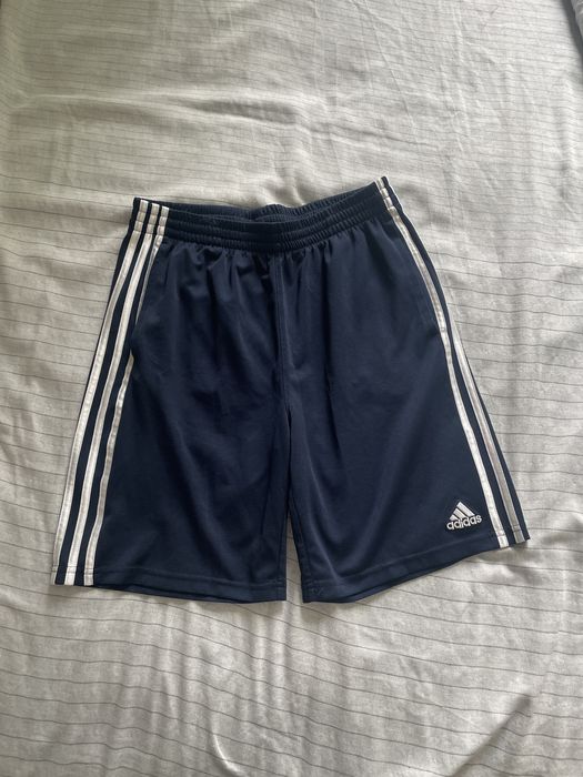 Адидас къси панталони