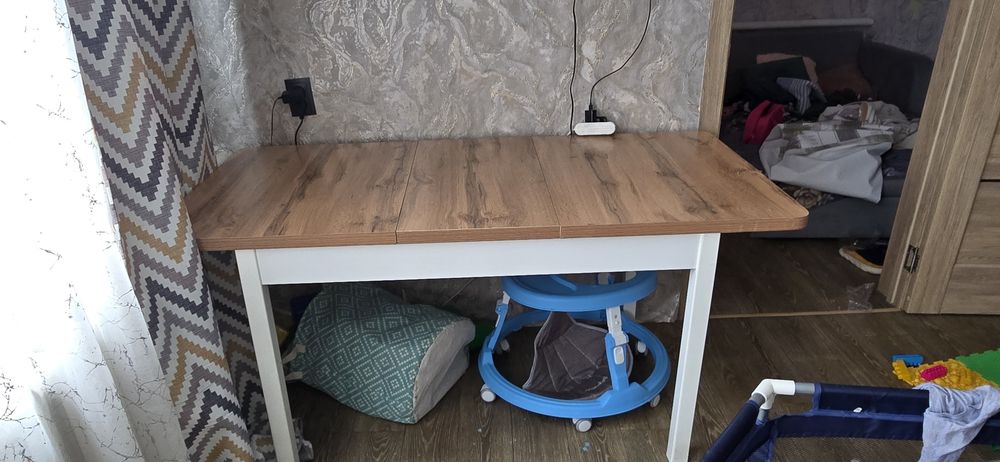 Стол обеденный для кухни