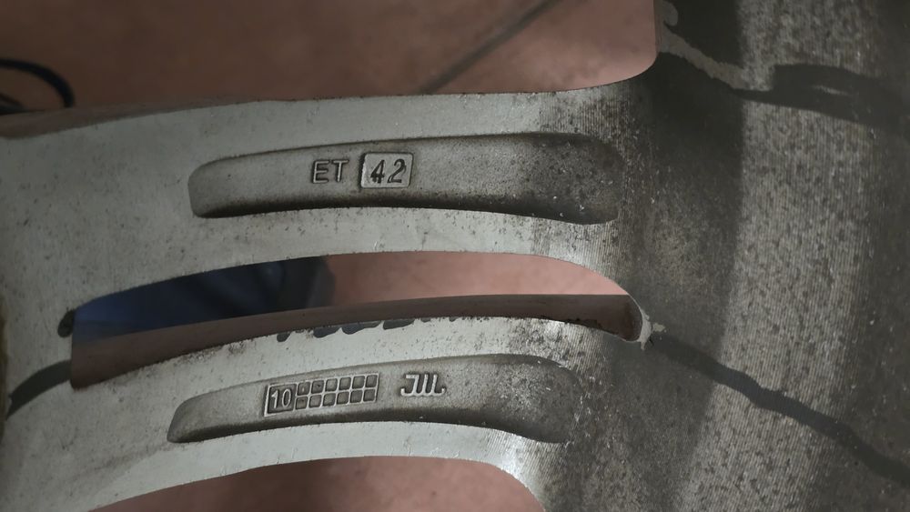 Джанти ауди 18" 5х112 ЕТ42 66.6 57.1