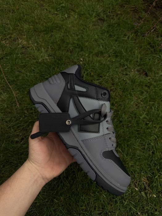 Adidasi Off White Out Of Office